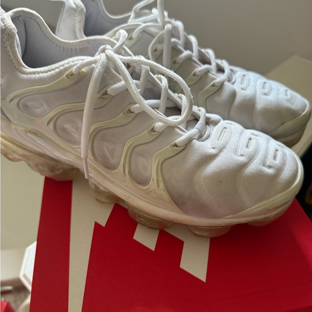 Nike VAPORMAX PLUS